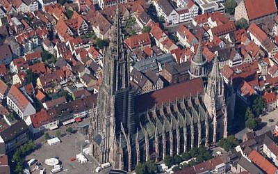 Ulm Minster is the largest church tower in the world (CC BY-SA Karle3, Wikipedia)