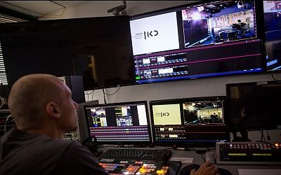 The newly-built control room at the offices of the Israeli Public Broadcasting Corporation in Tel Aviv, August 29, 2016. (Miriam Alster/Flash90) The newly-built control room at the offices of the Israeli Public Broadcasting Corporation in Tel Aviv, August 29, 2016. (Miriam Alster/Flash90)