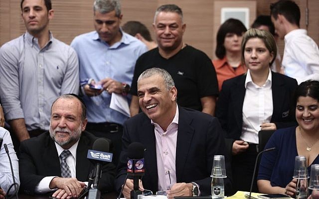 Finance Minister Moshe Kahlon during a Finance Committee meeting at the Knesset, October 31, 2016. (Miriam Alster/Flash90) Finance Minister Moshe Kahlon during a Finance Committee meeting at the Knesset, October 31, 2016. (Miriam Alster/Flash90)