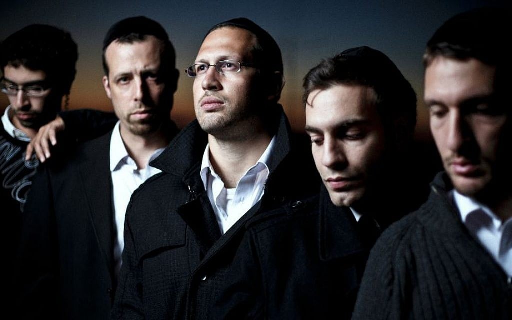 Beit Shemesh-based rock and hip-hop band Shtar (Yirmiyahu Vann) Beit Shemesh-based rock and hip-hop band Shtar (Yirmiyahu Vann)