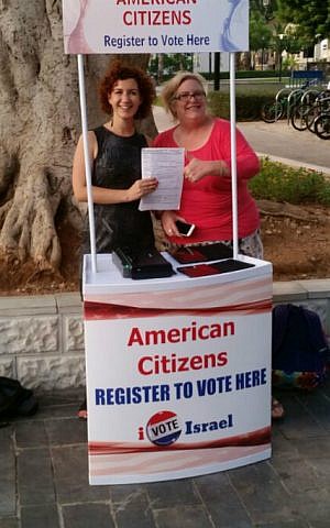 I Vote Israel volunteers at voter registration stand in Tel Aviv (courtesy I Vote Israel)