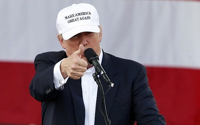 Republican presidential nominee Donald Trump addresses supporters at a rally in Miami, Florida on November 2, 2016. (AFP PHOTO / RHONA WISE)
