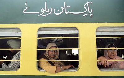 Illustrative photo of passengers on a train in India on November 12, 2016. (AFP PHOTO/NARINDER NANU)