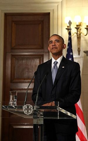 US President Barack Obama stands during a press conference with the Greek prime minister after their meeting at the Maximos Mansion in Athens on November 15, 2016.(AFP PHOTO / POOL / Yorgos Karahalis)
