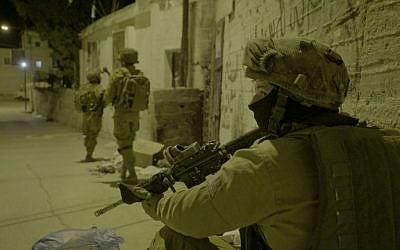Israeli soldiers on patrol in the Samaria region of the northern West Bank early in the morning on November 8, 2016. (IDF Spokesperson's Unit) Israeli soldiers on patrol in the Samaria region of the northern West Bank early in the morning on November 8, 2016. (IDF Spokesperson's Unit)