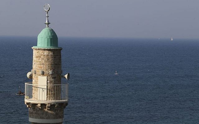 A minaret with loudspeakers seen towering over the Mediterranean sea, near the Israeli town of Tel Aviv-Jaffo, November 15, 2014. (Nati SHohat/FLASH90) A minaret with loudspeakers seen towering over the Mediterranean sea, near the Israeli town of Tel Aviv-Jaffo, November 15, 2014. (Nati SHohat/FLASH90)