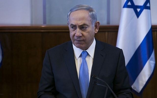 Prime Minister Benjamin Netanyahu at the weekly cabinet meeting at Prime Minister's Office in Jerusalem, October 09, 2016. (Ohad Zwigenberg/POOL) Prime Minister Benjamin Netanyahu at the weekly cabinet meeting at Prime Minister's Office in Jerusalem, October 09, 2016. (Ohad Zwigenberg/POOL)
