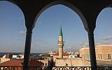 View of the a mosque in the  Old City of Acre, in Northern Israel on October 24, 2016.  (Nati Shohat/Flash90)
