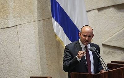 Education Minister Naftali Bennett speaks in the assembly hall of the Knesset, on November 13, 2016. (Miriam Alster/Flash90) Education Minister Naftali Bennett speaks in the assembly hall of the Knesset, on November 13, 2016. (Miriam Alster/Flash90)