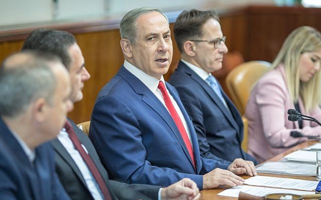 Prime Minister Benjamin Netanyahu leads the weekly cabinet meeting at his office in Jerusalem on November 20, 2016. (Emil Salman/POOL) Prime Minister Benjamin Netanyahu leads the weekly cabinet meeting at his office in Jerusalem on November 20, 2016. (Emil Salman/POOL)