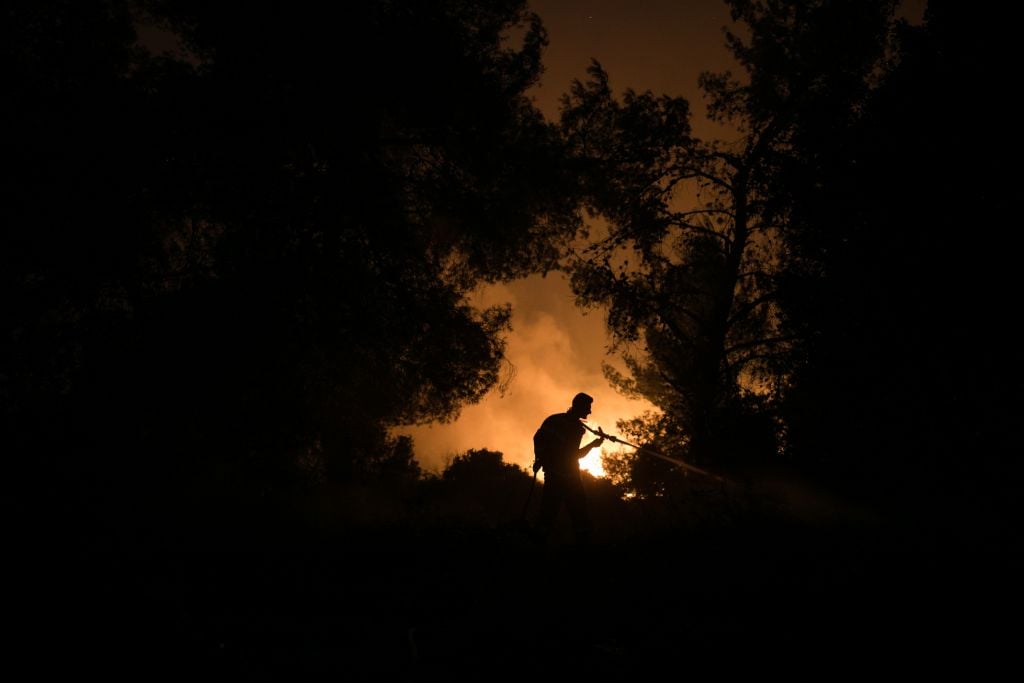 Fire fighters try to extinguish a fire at Nataf, outside of Jerusalem, on November 25, 2016. (Yonatan Sindel/Flash90) Fire fighters try to extinguish a fire at Nataf, outside of Jerusalem, on November 25, 2016. (Yonatan Sindel/Flash90)