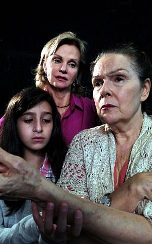 From left to right: Jessica Gollin (granddaughter), Audrey Heffernan Meyer (daughter), and Karen Lynn Gorney (grandmother). (Photo by Jonathan Slaff)