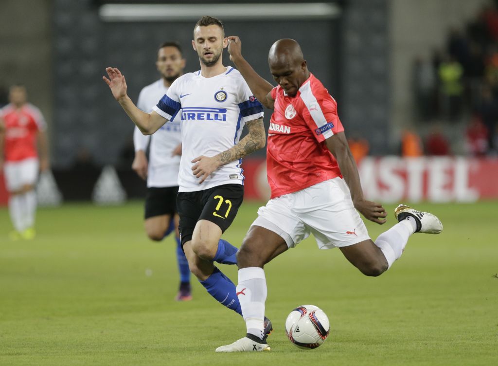 Hapoel Beersheba’s Anthony Nwakaeme shoots by Inter Milan's Marcelo Brozovic during their Europa League Group K soccer match in Beersheba, southern Israel, Thursday, Nov. 24, 2016. (AP Photo/Sebastian Scheiner) Hapoel Beersheba’s Anthony Nwakaeme shoots by Inter Milan's Marcelo Brozovic during their Europa League Group K soccer match in Beersheba, southern Israel, Thursday, Nov. 24, 2016. (AP Photo/Sebastian Scheiner)