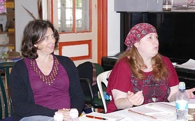 Stage producer and director Rachel Creeger teaches a class on dramatic writing offered by WriteSpace Jerusalem. (credit: Nadia Jacobson)