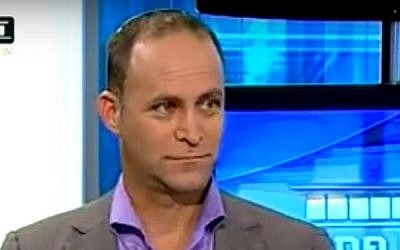 Lawyer Gil Fridman, who is defending a close associate of the Netanyahus against accusations of violence and sexual assault, November 2016. (YouTube screenshot)