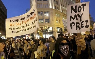Protesters in San Francisco express their opposition to Donald Trump's presidential election victory, Wednesday, November 9, 2016. (AP Photo/Jeff Chiu)