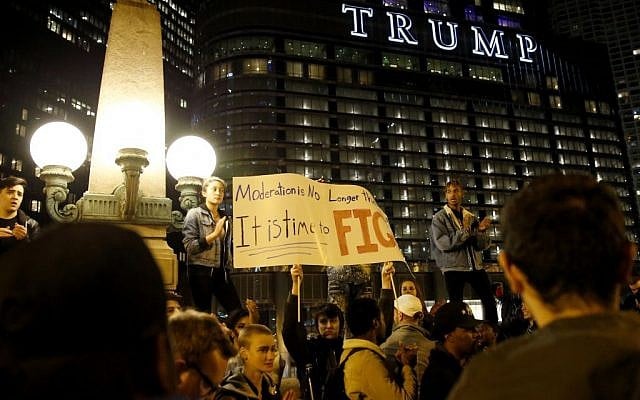 Protesters gather in downtown Chicago as they protest the election of President-elect Donald Trump, Thursday, Nov. 10, 2016. (AP/Nam Y. Huh) Protesters gather in downtown Chicago as they protest the election of President-elect Donald Trump, Thursday, Nov. 10, 2016. (AP/Nam Y. Huh)