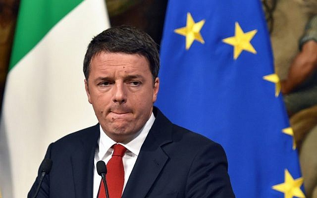 Italian Prime Minister Matteo Renzi reacts during a press conference at Palazzo Chigi in Rome on November 28, 2016. (AFP PHOTO/Andreas SOLARO) Italian Prime Minister Matteo Renzi reacts during a press conference at Palazzo Chigi in Rome on November 28, 2016. (AFP PHOTO/Andreas SOLARO)