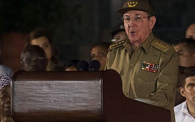 Cuban President Raul Castro delivers a speech during the last ceremony to pay homage to the late Cuban leader, his brother Fidel Castro, in Santiago, Cuba on December 3, 2016. (AFP PHOTO/JUAN BARRETO) Cuban President Raul Castro delivers a speech during the last ceremony to pay homage to the late Cuban leader, his brother Fidel Castro, in Santiago, Cuba on December 3, 2016. (AFP PHOTO/JUAN BARRETO)
