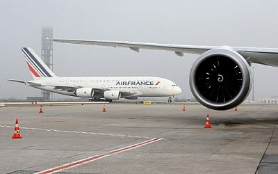 Illustrative photo of an Air France A380 Airbus at Roissy Paris Charles de Gaulle airport, December, 2  2016. (AFP/ERIC PIERMONT)