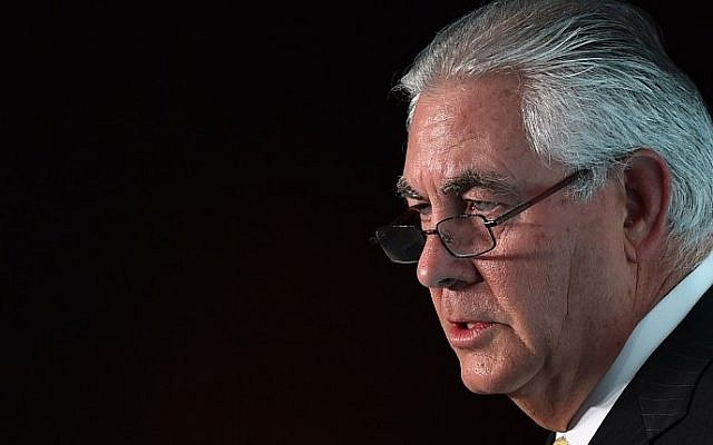 This file photo taken on October 7, 2015 shows Chairman and CEO of US oil and gas corporation ExxonMobil, Rex Tillerson, during the 2015 Oil and Money conference in central London. (AFP PHOTO / BEN STANSALL) This file photo taken on October 7, 2015 shows Chairman and CEO of US oil and gas corporation ExxonMobil, Rex Tillerson, during the 2015 Oil and Money conference in central London. (AFP PHOTO / BEN STANSALL)