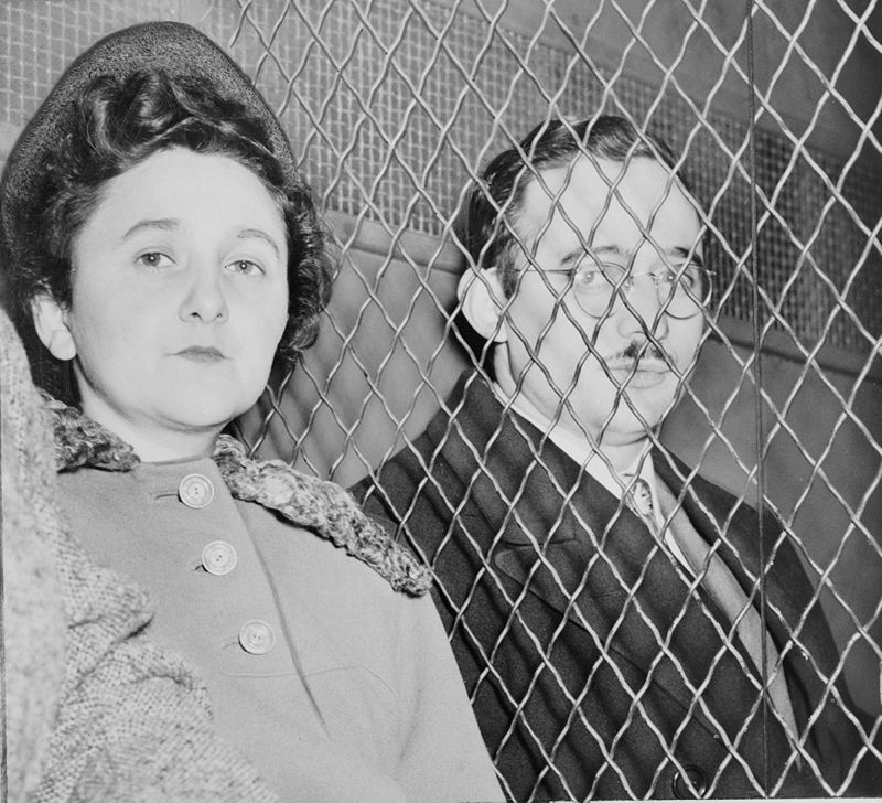 Julius and Ethel Rosenberg are separated by a thick wire screen as they leave a New York courthouse after being found guilty of espionage in March 1951. (Public domain/Wikipedia) Julius and Ethel Rosenberg are separated by a thick wire screen as they leave a New York courthouse after being found guilty of espionage in March 1951. (Public domain/Wikipedia)