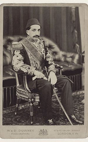 Sultan Abdulhamid II, probably at Balmoral Castle in 1867. (Wikimedia Commons, public domain)
