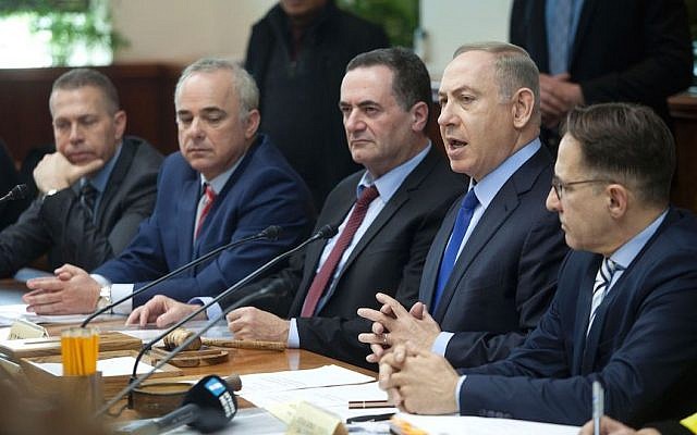 Israeli Prime Minister Benjamin Netanyahu chairing the weekly Cabinet meeting in Jerusalem, Dec. 25, 2016. (Dan Balilty/AFP/Getty Images)