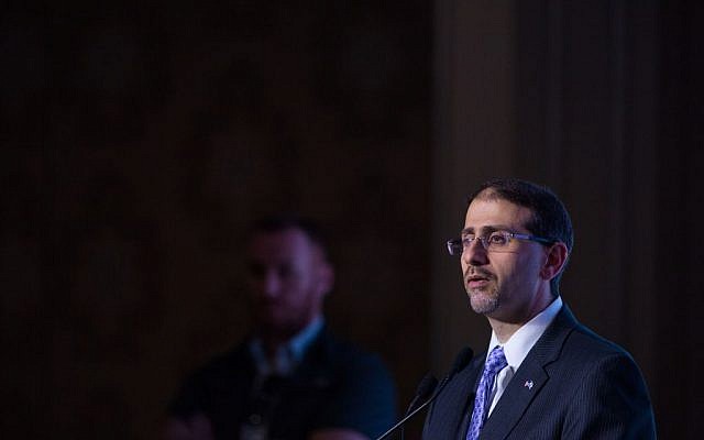 US Ambassador to Israel Dan Shapiro speaking in Jerusalem on November 18, 2015. (Miriam Alster/Flash90) US Ambassador to Israel Dan Shapiro speaking in Jerusalem on November 18, 2015. (Miriam Alster/Flash90)