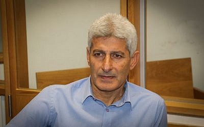 Former Or Yehuda mayor David Yosef arrives at Tel Aviv District Court, December 5, 2016. (Flash90)