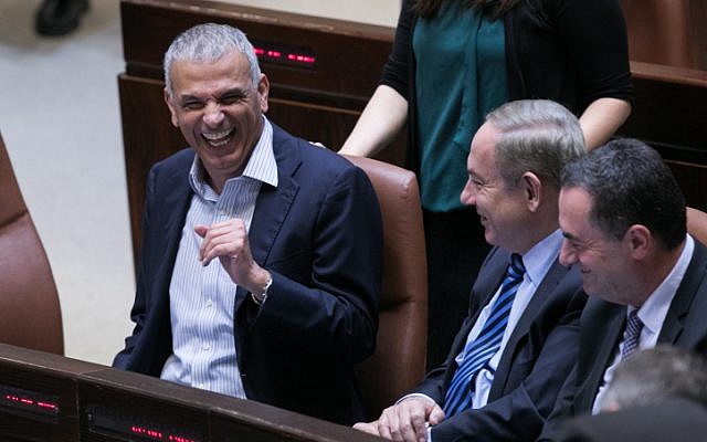 Prime Minister Benjamin Netanayhu (center) and Finance Minister Moshe Kahlon (left) during a Knesset session on December 5, 2016. (Yonatan Sindel/Flash90) Prime Minister Benjamin Netanayhu (center) and Finance Minister Moshe Kahlon (left) during a Knesset session on December 5, 2016. (Yonatan Sindel/Flash90)