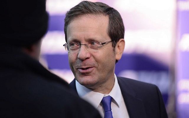 Opposition leader Isaac Herzog (Zionist Union) at the Labor Party conference in Tel Aviv, December 11, 2016. (Tomer Neuberg/Flash90) Opposition leader Isaac Herzog (Zionist Union) at the Labor Party conference in Tel Aviv, December 11, 2016. (Tomer Neuberg/Flash90)