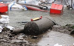 World War II era bomb found in Koblenz, Germany, in 2011. (CC BY-SA, Holger Weinandt, Wikimedia Commons)