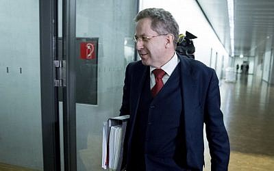 Hans-Georg Maassen, head of Germany's domestic intelligence service, photographed in Berlin, November 30, 2016.  (Kay Nietfeld/dpa via AP)