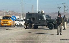 Security forces at the Tapuah Junction in the West Bank after a Palestinian attacker was shot dead as he tried to stab border policemen, December 8, 2016. (Police spokesperson)