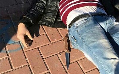 A Palestinian attacker who was shot dead as he attacked border policemen at the Tapuah Junction in the West Bank, December 8, 2016. (Police spokeperson)