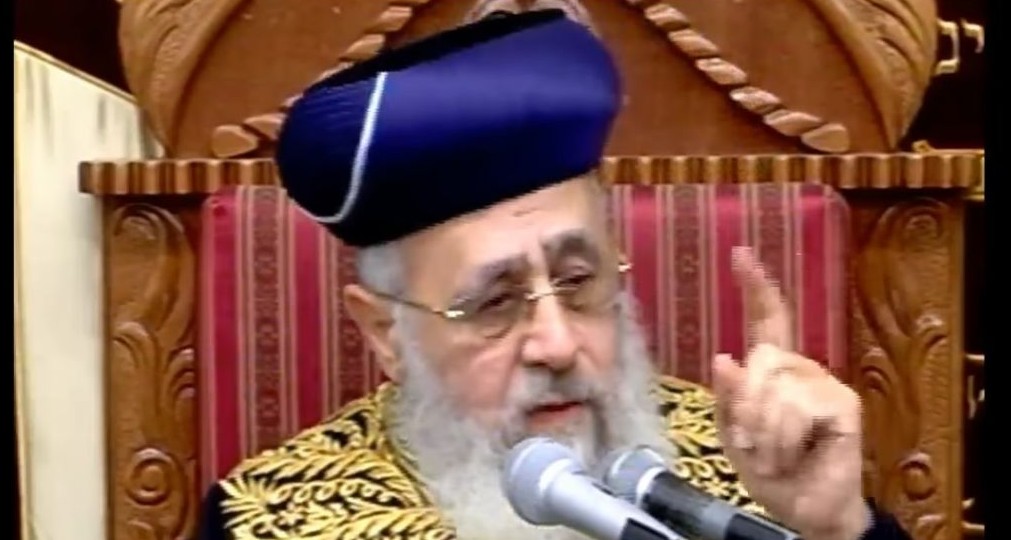 is tobacco kosher Sephardi chief rabbi: All cigarettes kosher for Passover