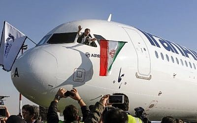 An Airbus A321 airliner arrives at the Mehrabad international airport during the delivery of the first batch of planes to the Iranian state airline Iran Air in the capital Tehran on Jaunary 12, 2017. (AFP Photo/ Atta Kenare)