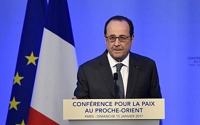 French President Francois Hollande delivers a speech at the Mideast peace conference in Paris on January 15, 2017.(AFP PHOTO / POOL / bertrand GUAY)