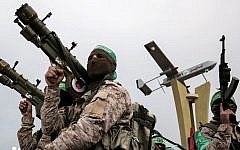 Members of the Hamas armed wing attend a memorial in the southern Gaza Strip town of Rafah on January 31, 2017. (AF /SAID KHATIB)