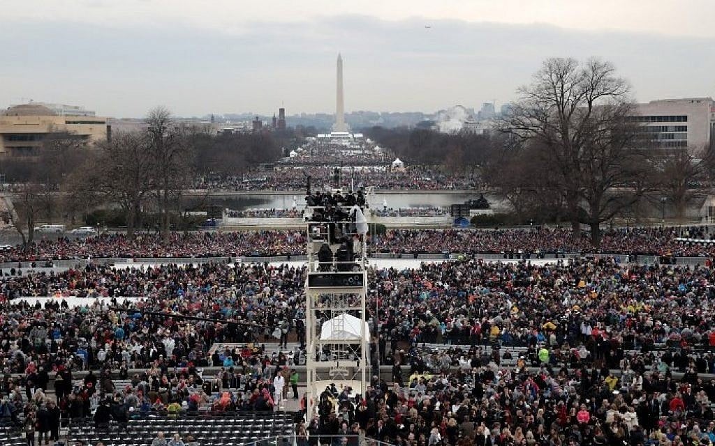 Spectators on the National Mall in front of the US Capitol on January 20, 2017 in Washington, DC for the inauguration of Donald Trump. (Scott Olson/Getty Images/AFP)