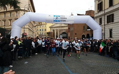 About 1,500 people took part in the Run for Mem on January 22, which commemorated persecution sites from the Holocaust. (Courtesy Moked.it/Pagine Ebraiche)