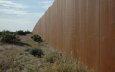 The Wall separating Mexico-US border wall, seen from the Mexico side (CC BY Wonderlane, Flickr)