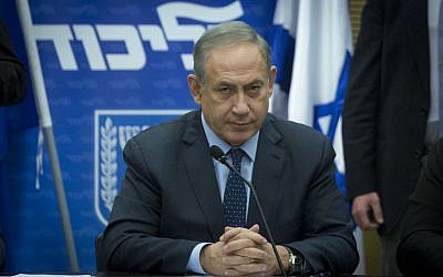 Prime Minister Benjamin Netanyahu leads a meeting of his Likud faction in the Knesset, January 23, 2017. (Miriam Alster/FLASH90)