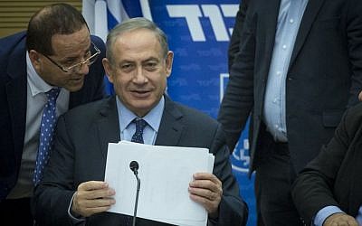 Prime Minister Benjamin Netanyahu leads a Likud faction meeting in the Israeli parliament on January 23, 2017. Miriam Alster/FLASH90)