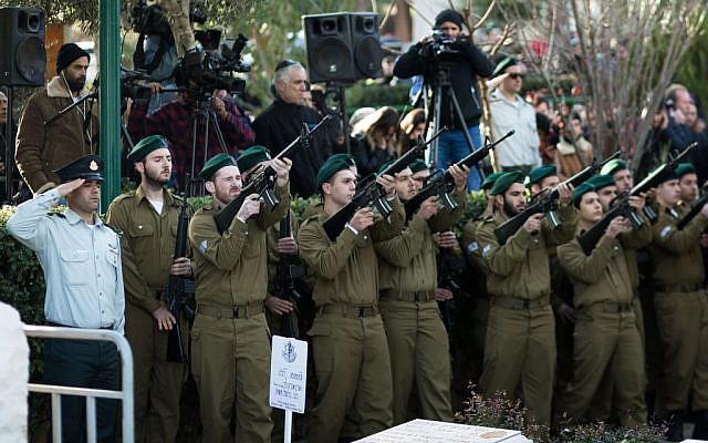 Family and friends mourn at the funeral of IDF Lieutenant Shir Hajaj at Mount Herzl in Jerusalem, January 9, 2017. (Sebi Berens/Flash90) Family and friends mourn at the funeral of IDF Lieutenant Shir Hajaj at Mount Herzl in Jerusalem, January 9, 2017. (Sebi Berens/Flash90)
