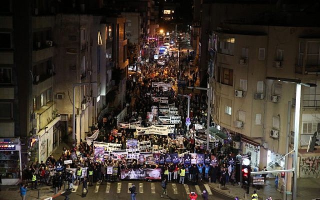 Protest in Tel Aviv against live animal imports, January 28, 2017. (Revital Topiol)