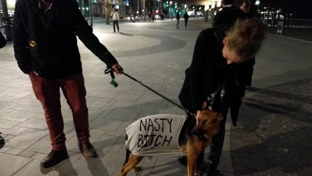 Julia Magid, owner of Sela, a one-eyed German shepherd mix named after a Viking Warrior princess, at the Tel Aviv women‘s march on January 21, 2017. (Melanie Lidman/Times of Israel) 