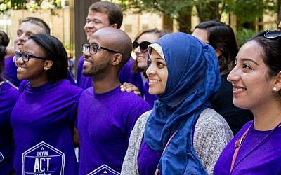 Students and campus allies attend the Interfaith Leadership Institute in Chicago, Illinois, 2016. (Courtesy of Interfaith Youth Core)