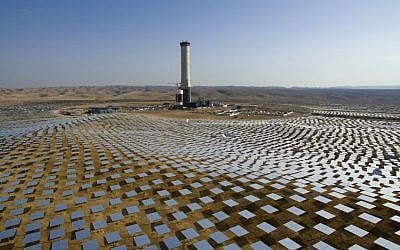 50,000 mirrors, known as heliostats,encircle the solar tower in the Negev desert, near in Ashelim, southern Israel, December 22, 2016. (AP/Oded Balilty)